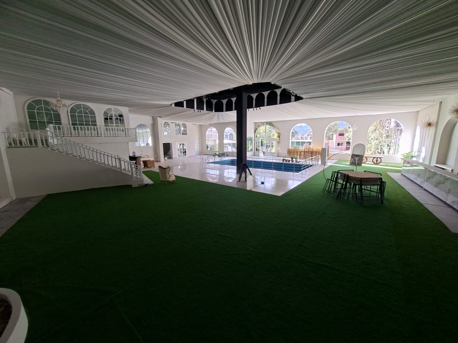 Salón principal Local de Eventos Versalles